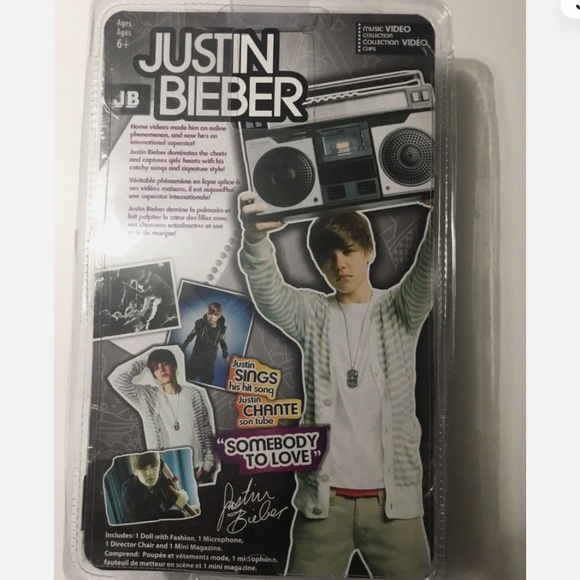 Justin Bieber 🇨🇦Singing Doll Limited Edition Collectible Rare 2010 - Picture 4 of 15